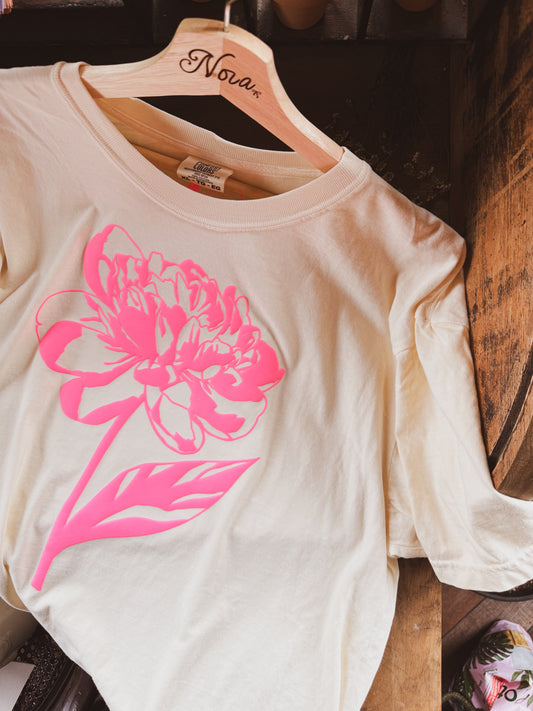 Hot Pink Puff Peony on Cream Tee