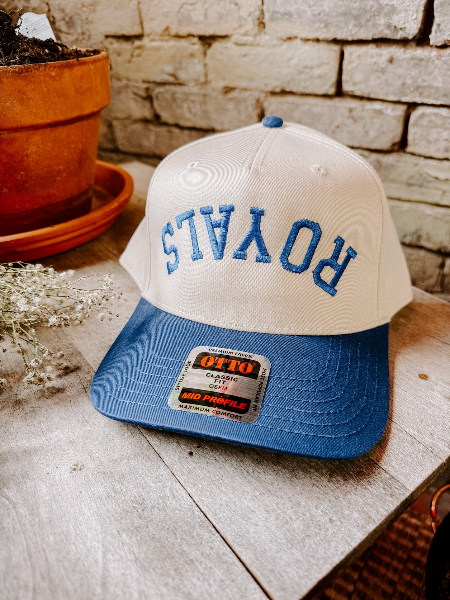 Embroidered ROYALS/Tigers Hat