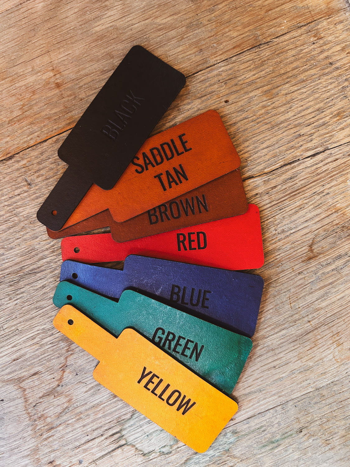 Custom Logo Leather Vintage Motel Keychain