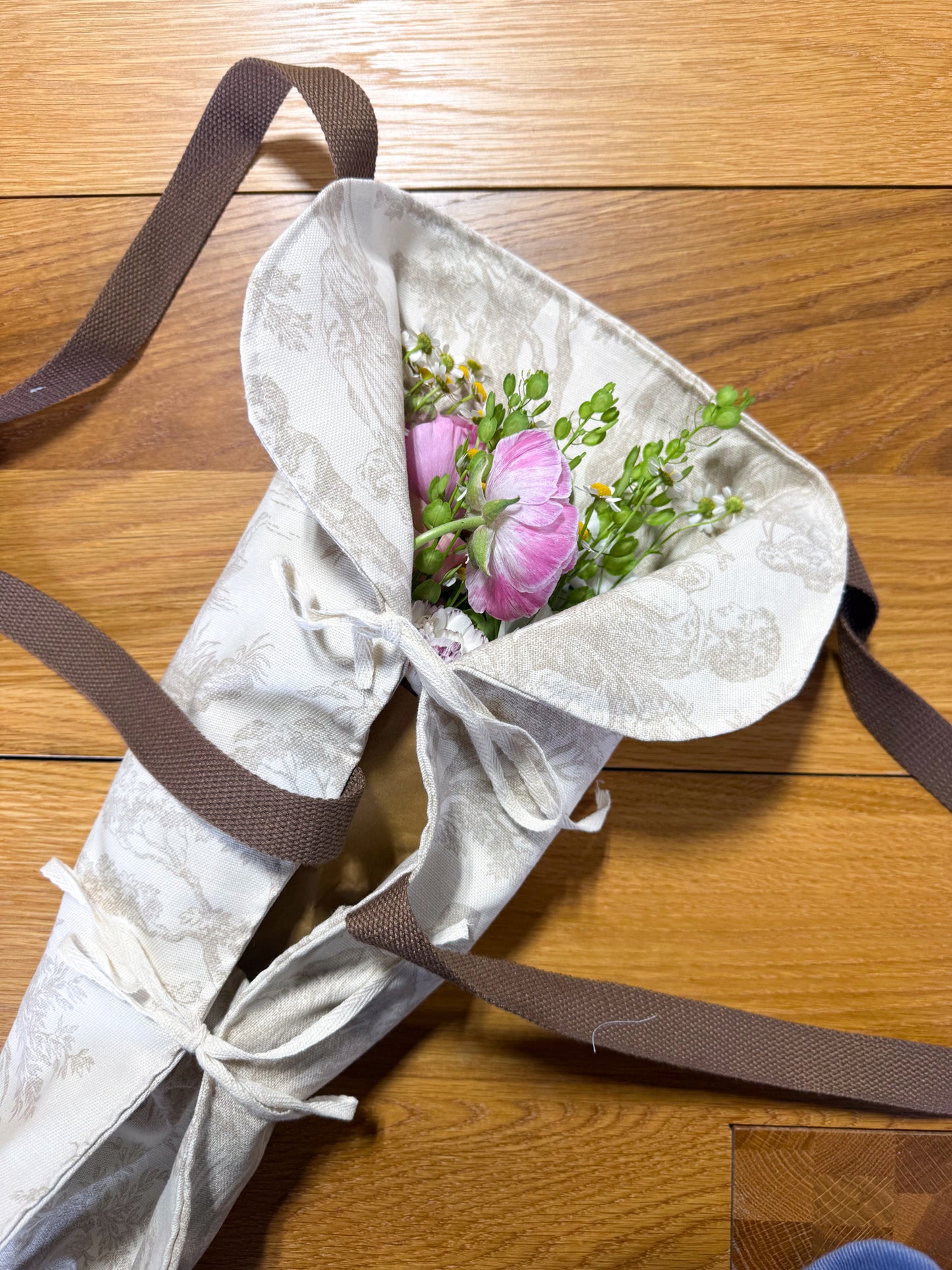 Flower Bouquet Tote by Four Daughters Designs