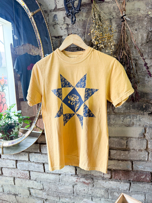 Peony Quilt Star Tee