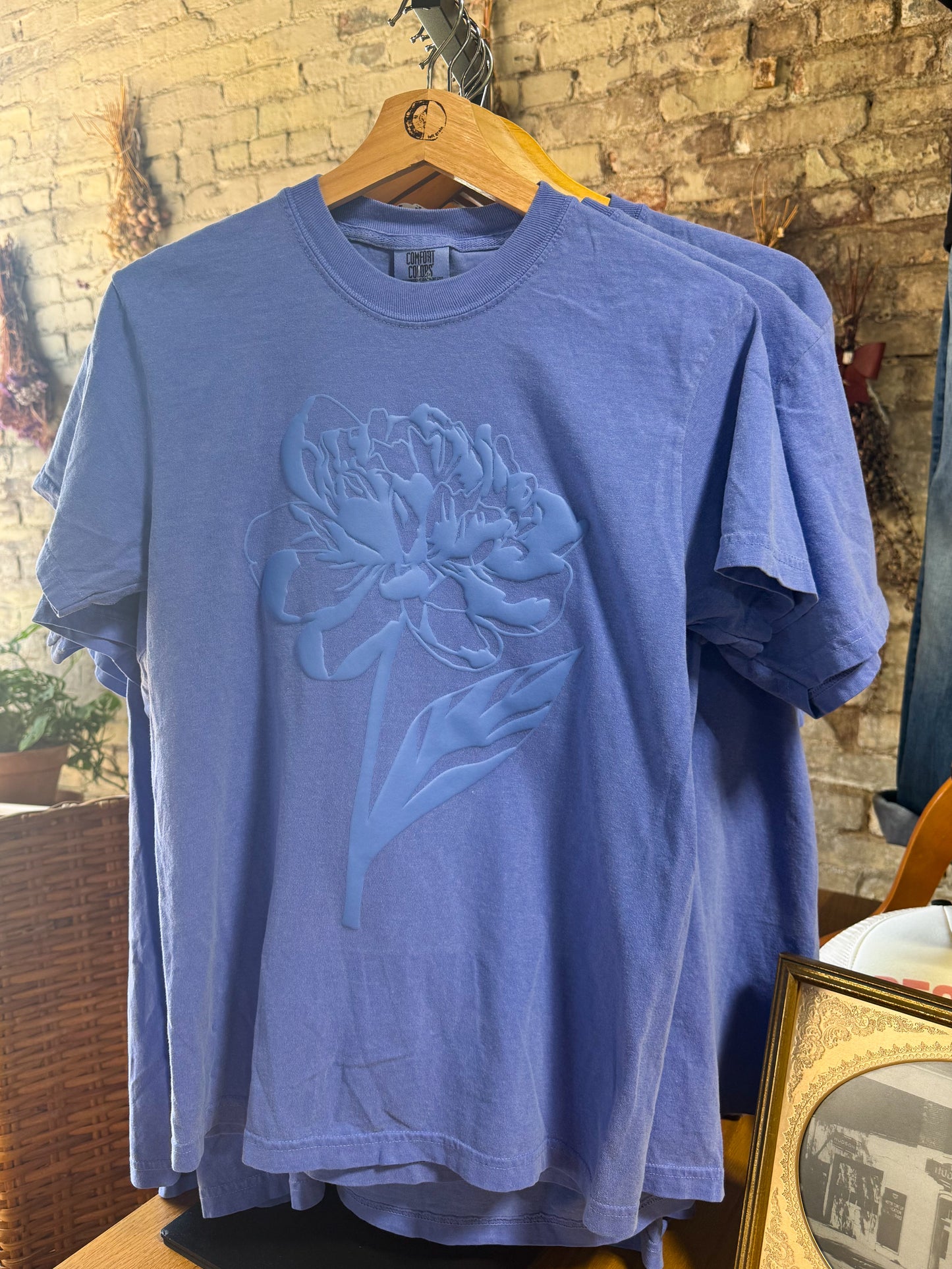 Blue Puff Ink Peony Tee / Sweatshirt