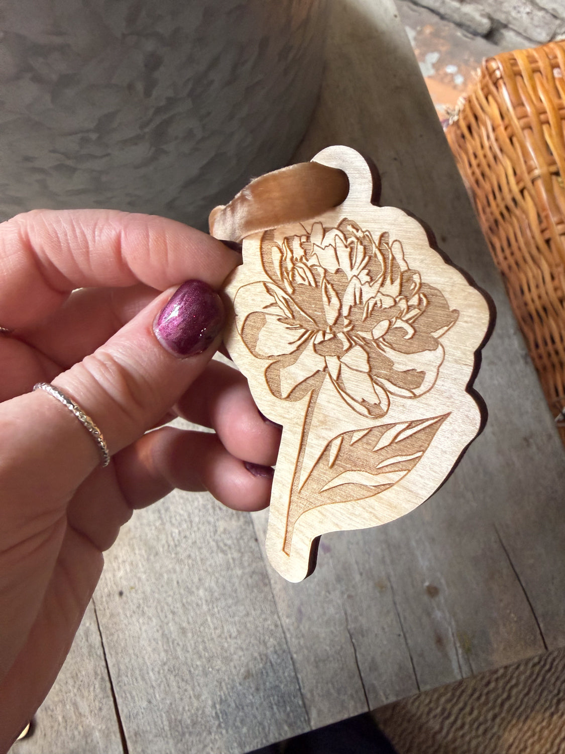 Wooden Flower Ornaments
