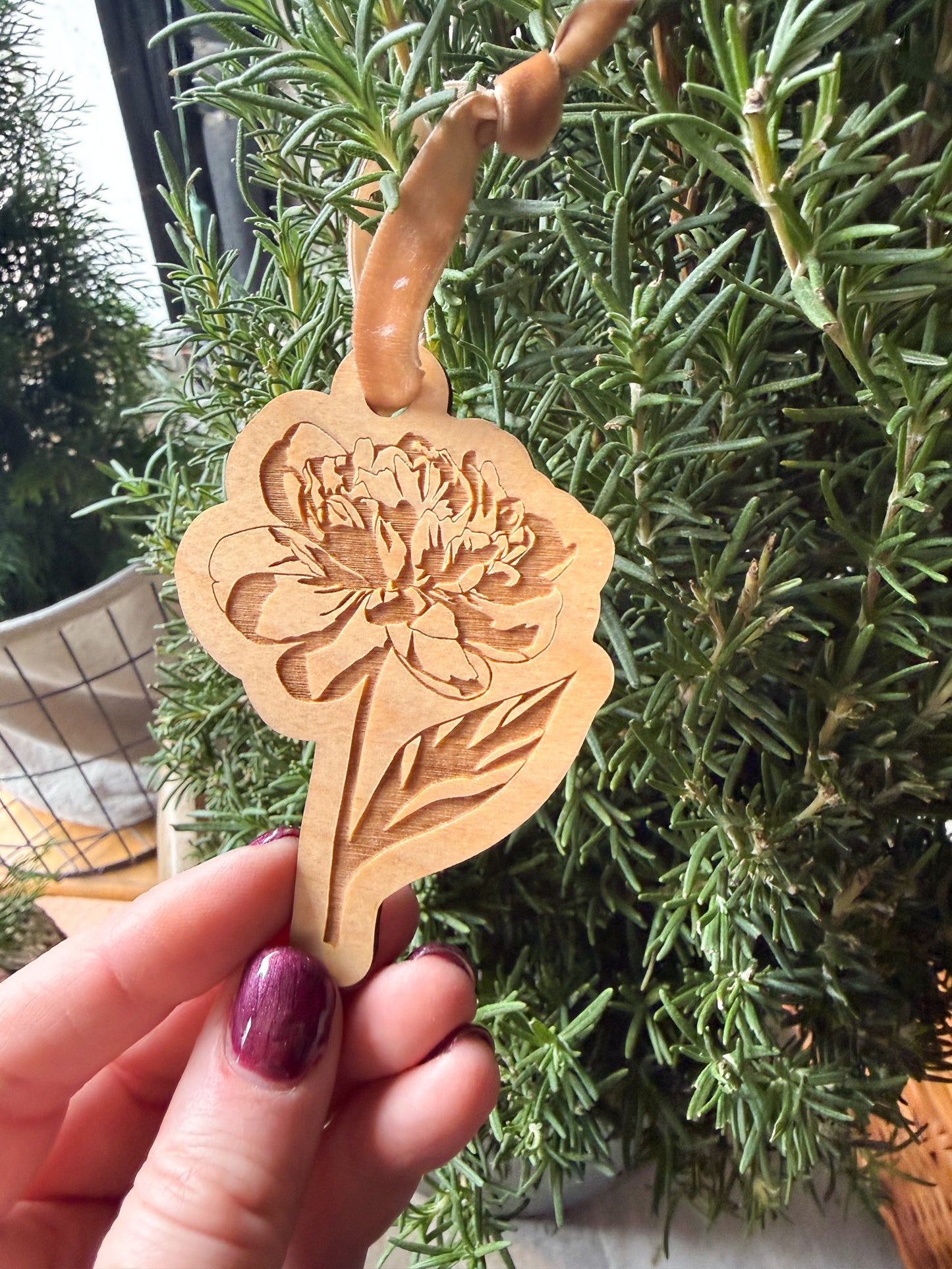Wooden Flower Ornaments