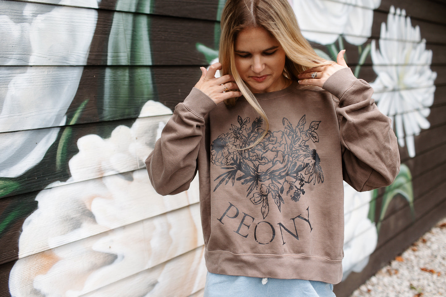 Vintage Peony Sweatshirt - Mid Length