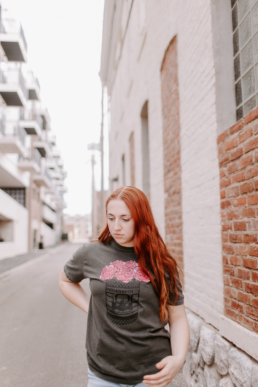 Indy 500 Popcorn Peony Tin T-Shirt