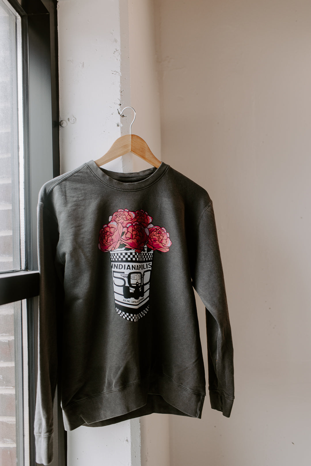 Indy 500 Popcorn Peony Tin Sweatshirt